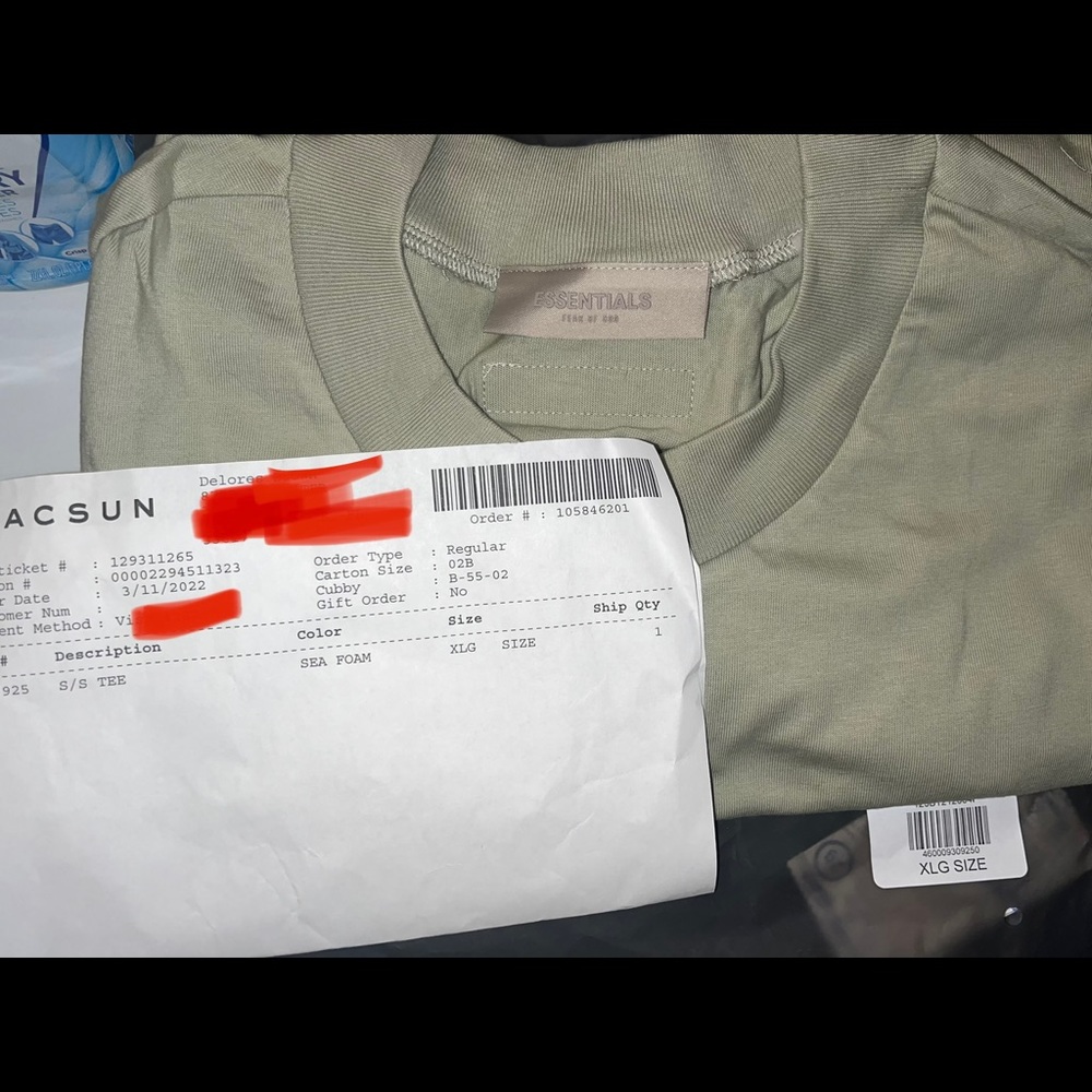 FEAR OF GOD ESSENTIALS SHIRT